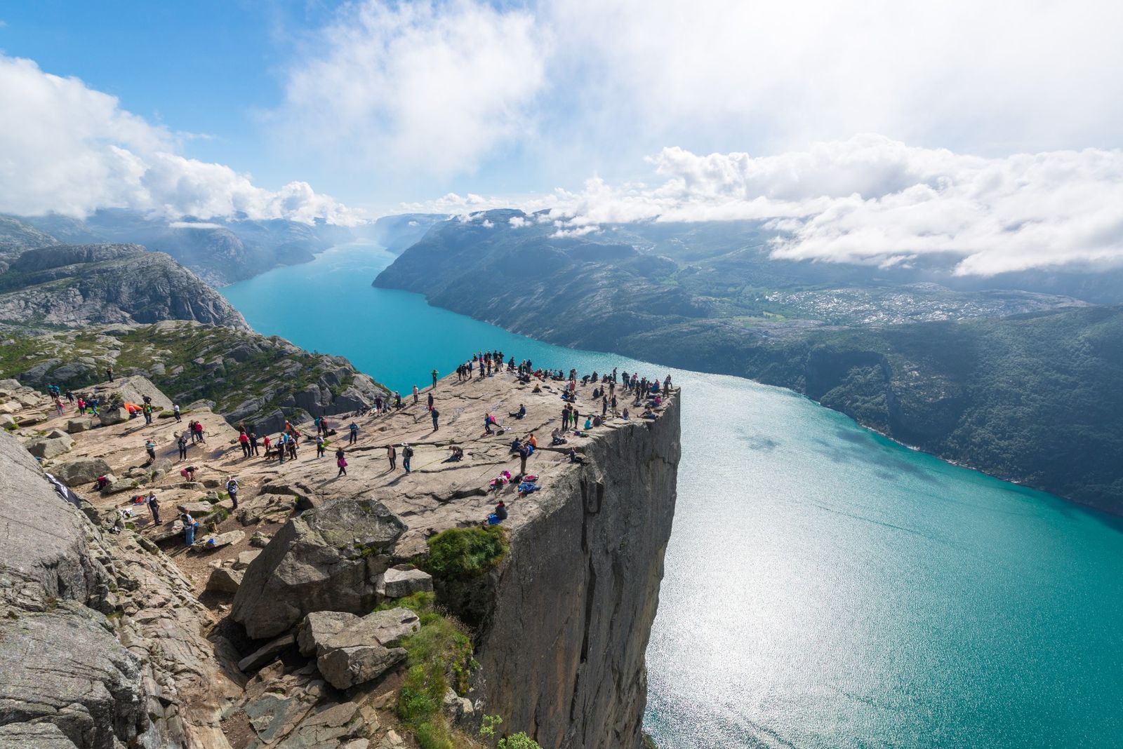 Pulpit Rock / Preikestolen