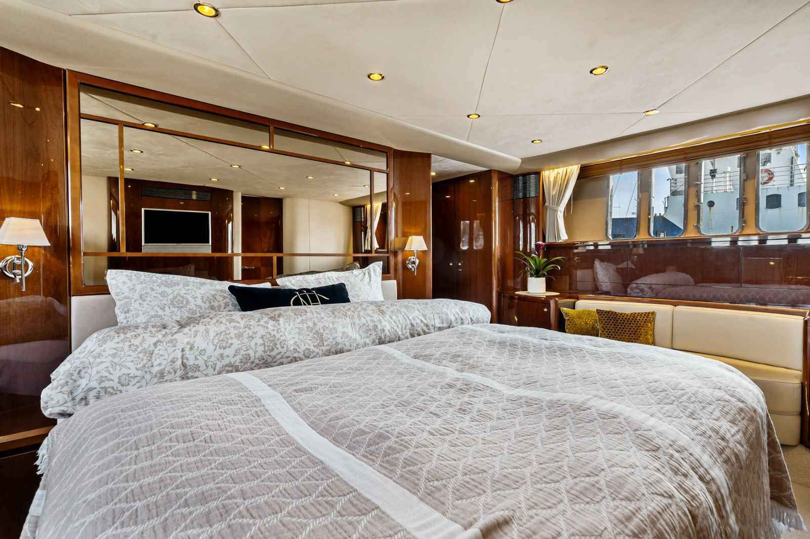 Private Cruise